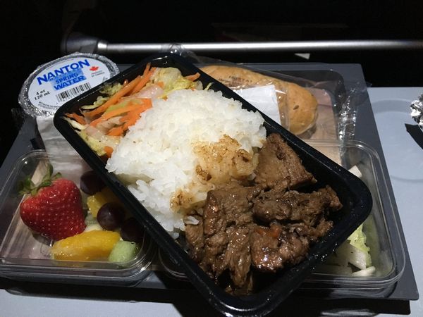 Delta機内食Seattle2hkg.JPG