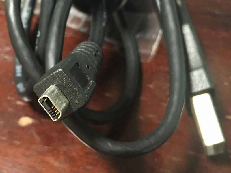 oddUSBconnector.jpg